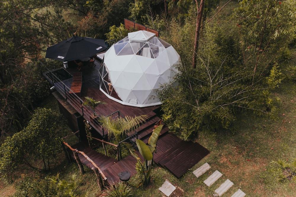 Domus Glamping