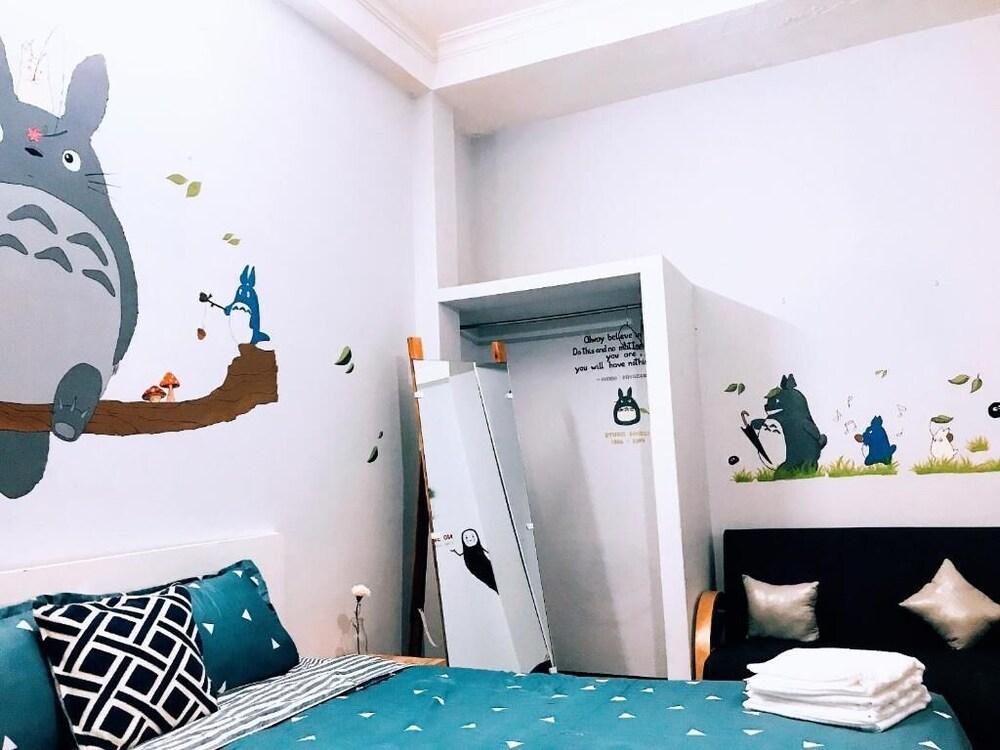 The Art - The Buddy's House