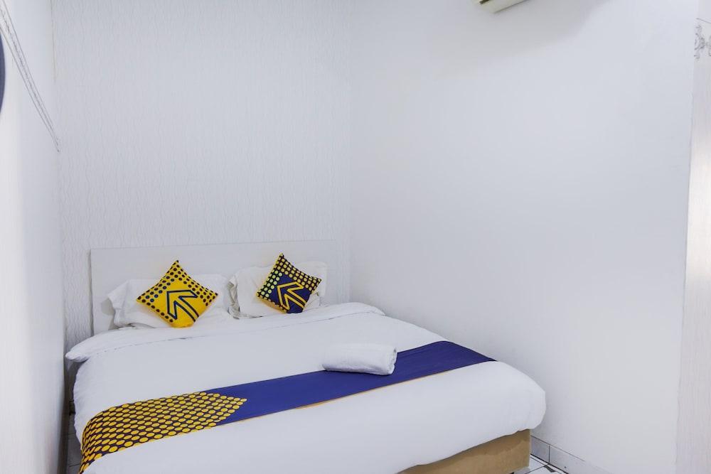 OYO 2628 Kartini Residence