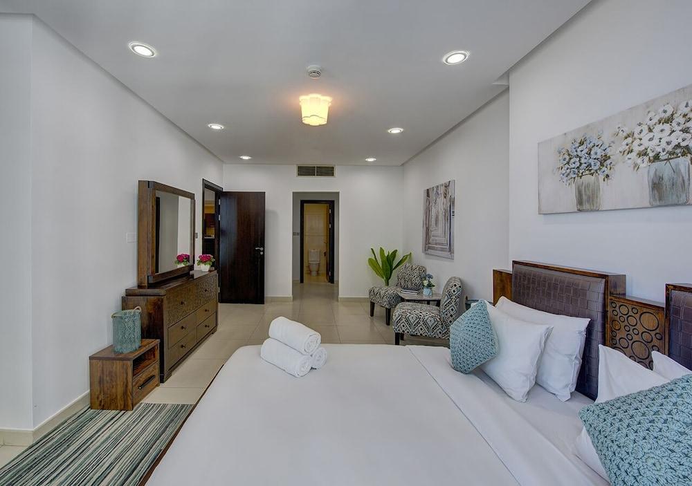 bnbme - 3B-23Marina-1301