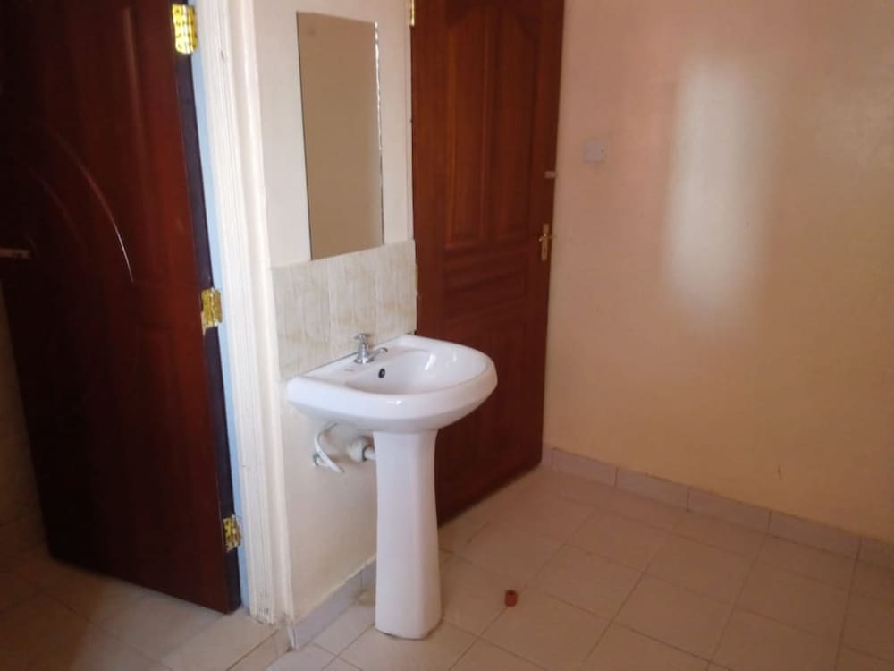 Ruby G Hotel and Club