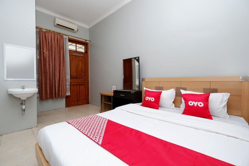 OYO 2737 D'KostNearKraton mangkunegaran