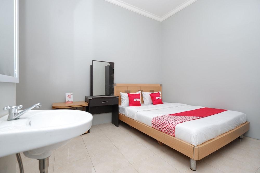 OYO 2737 D'KostNearKraton mangkunegaran