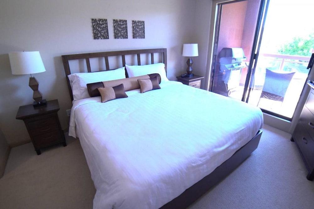 Courtyard View at Playa #436