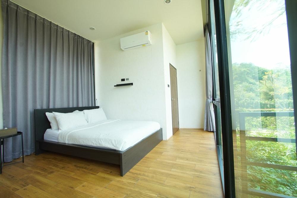 The X10 Private Pool Villa & Resort