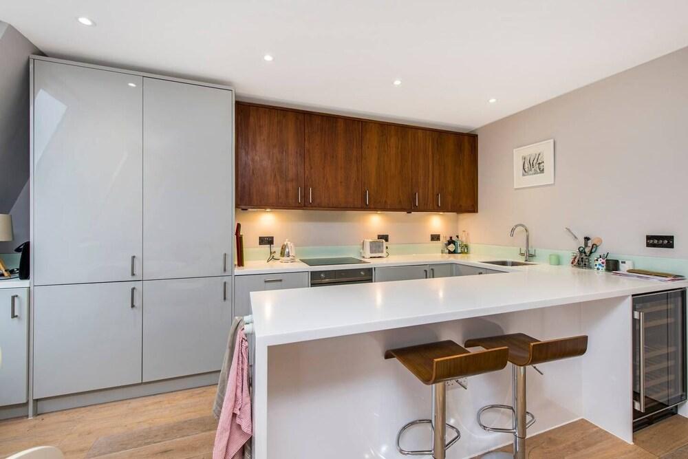 Charming Apartment Close to Notting Hill