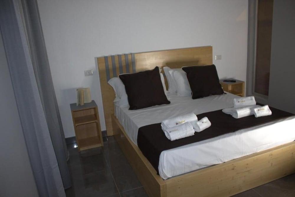 Be Italian Room Bovio 23