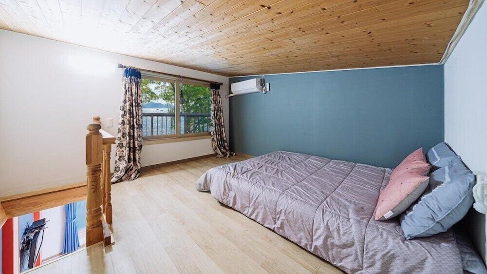 Namhae Dream Pension