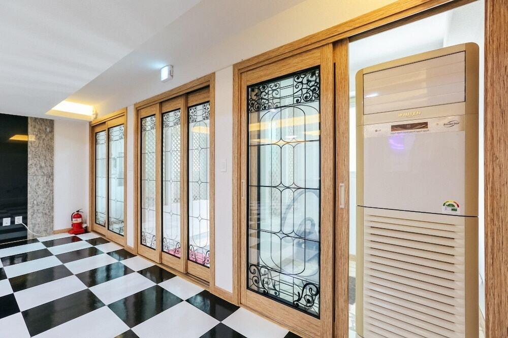 Sun and moon pension