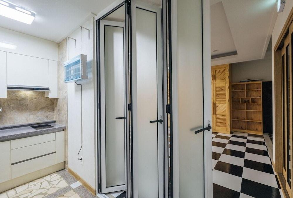 Sun and moon pension