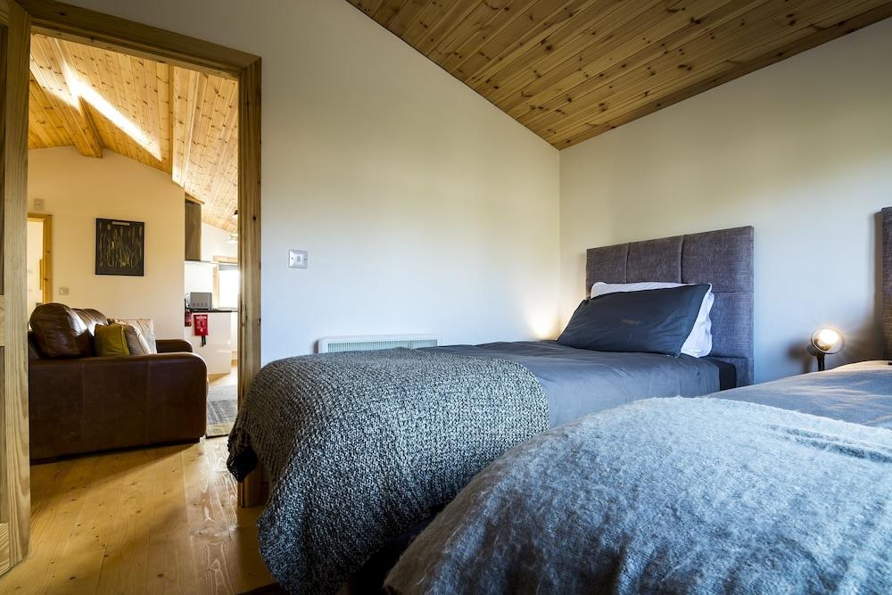 Laurel Lodge - Log Cabin - St Florence