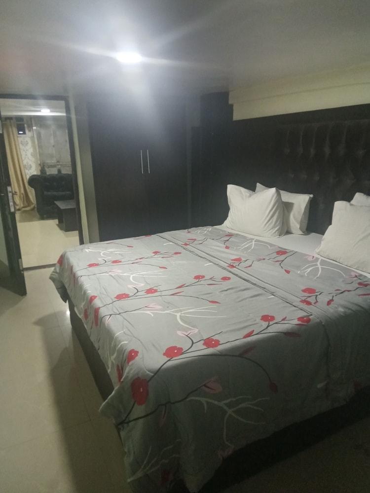 Prosperous Royal Hotel and Resort