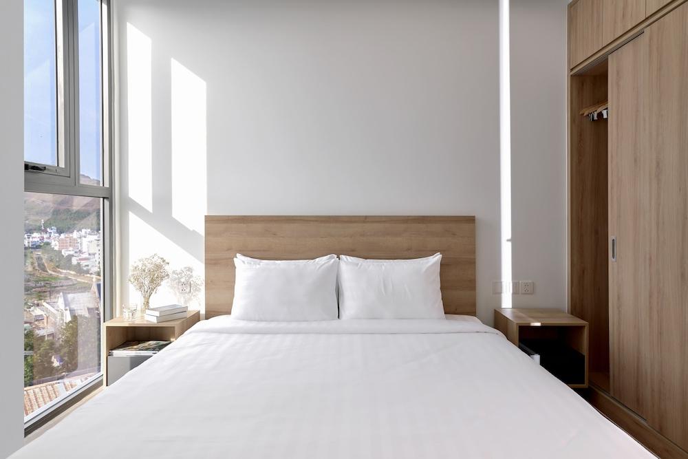 Scenia Bay Residences