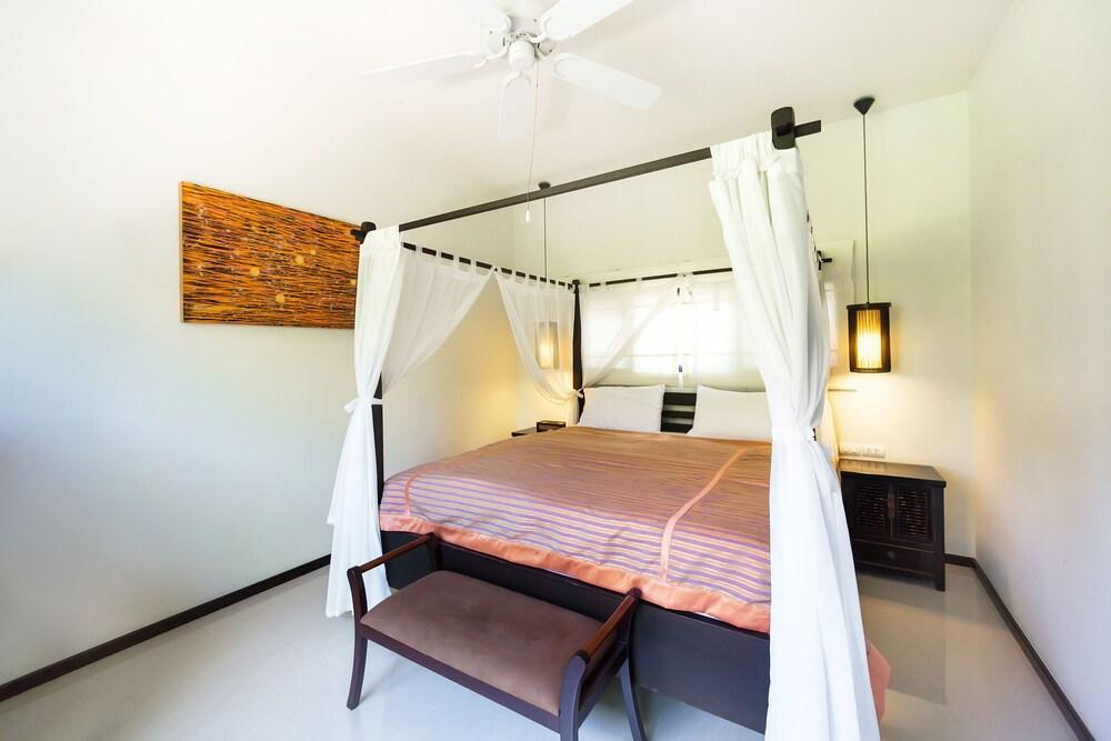 Villa Haeata by TropicLook