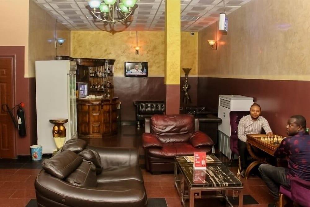 Everyday Check Inn Limited