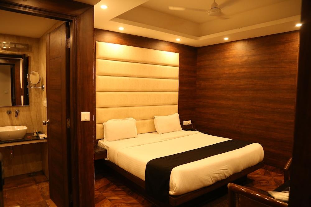 Hotel Grand SM Regency