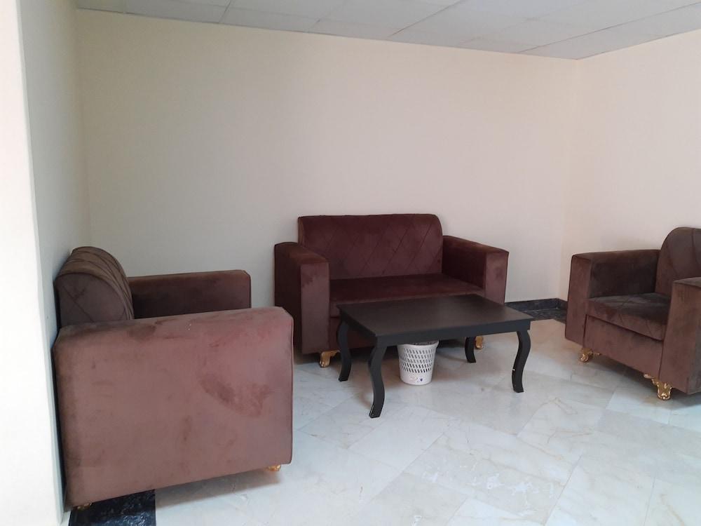 OYO 445 Ajyad Bakkak Hotel