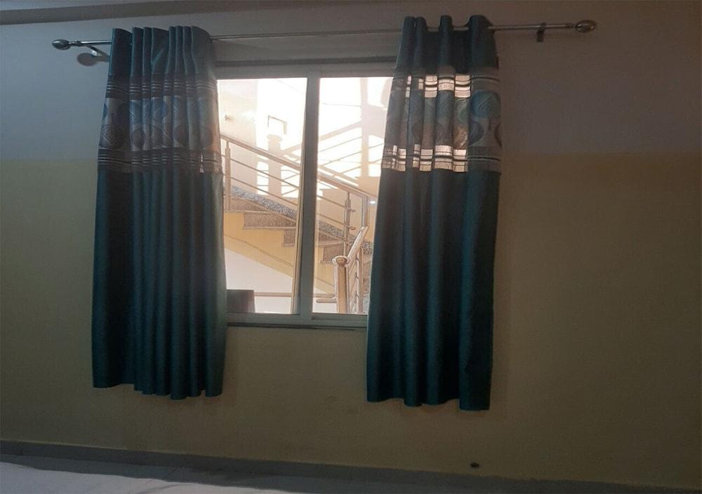 Hotel Jyoti Palace Vrindavan