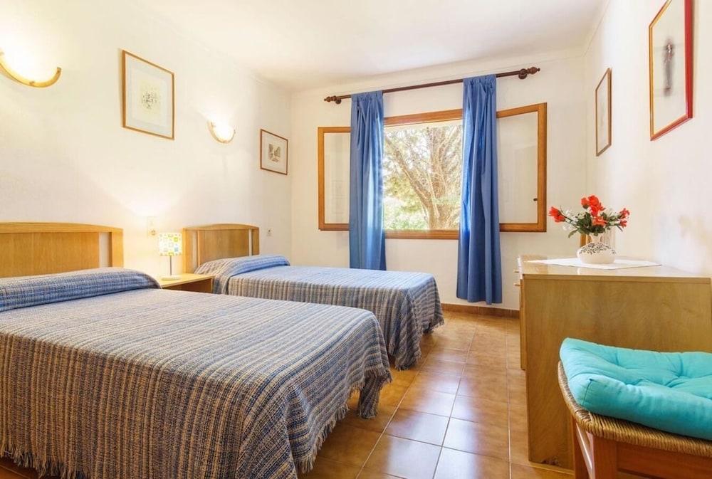 Villa - 3 Bedrooms with Pool - 103234