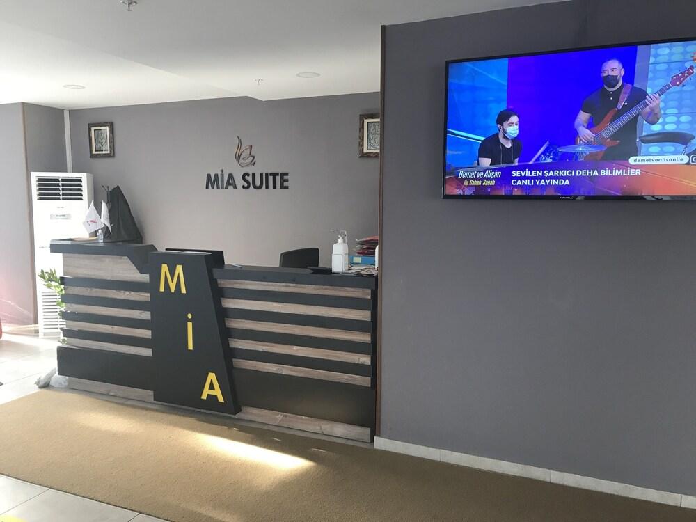 Mia Suite