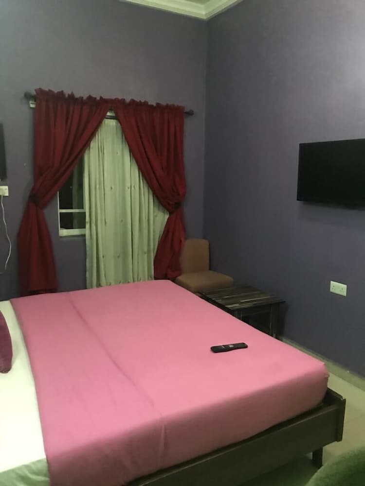 Toprate Luxury Hotel