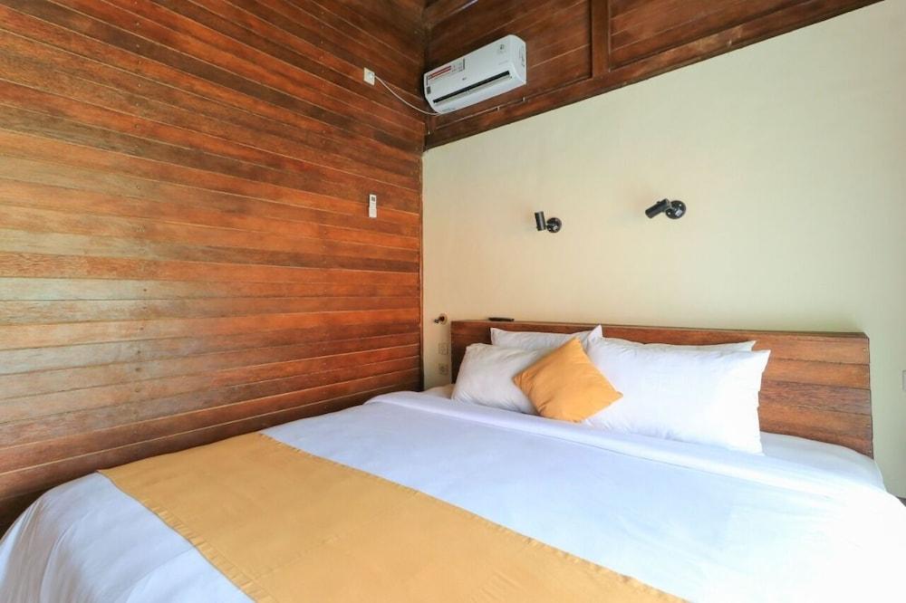 Waterside Inn Nusa Penida