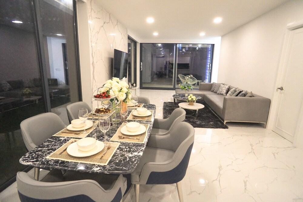 Private Pool Villa in Central Pattaya - Palmc7