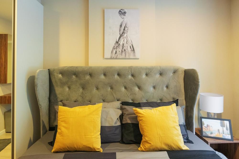 Near BK University Quiet Condo in Rama4 bkb141