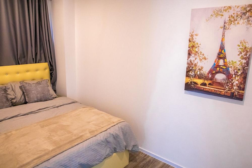 Apartment 450m from BTS with Sky Pool - bkbloft1