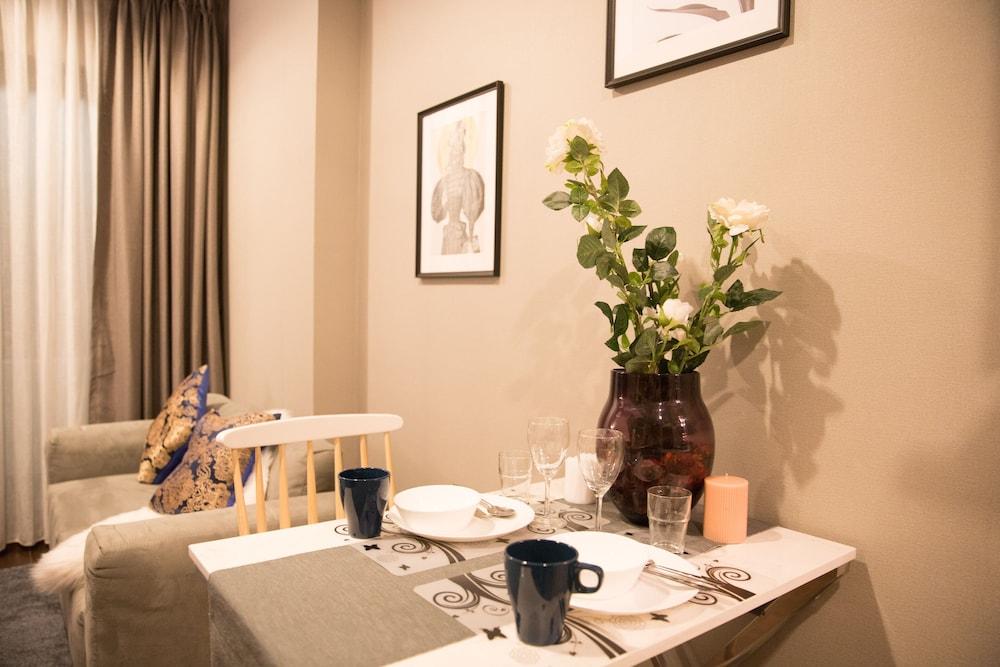 Community Apartment - bkbhce12