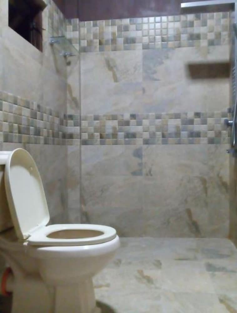 sinhagiri hotel and restaurant