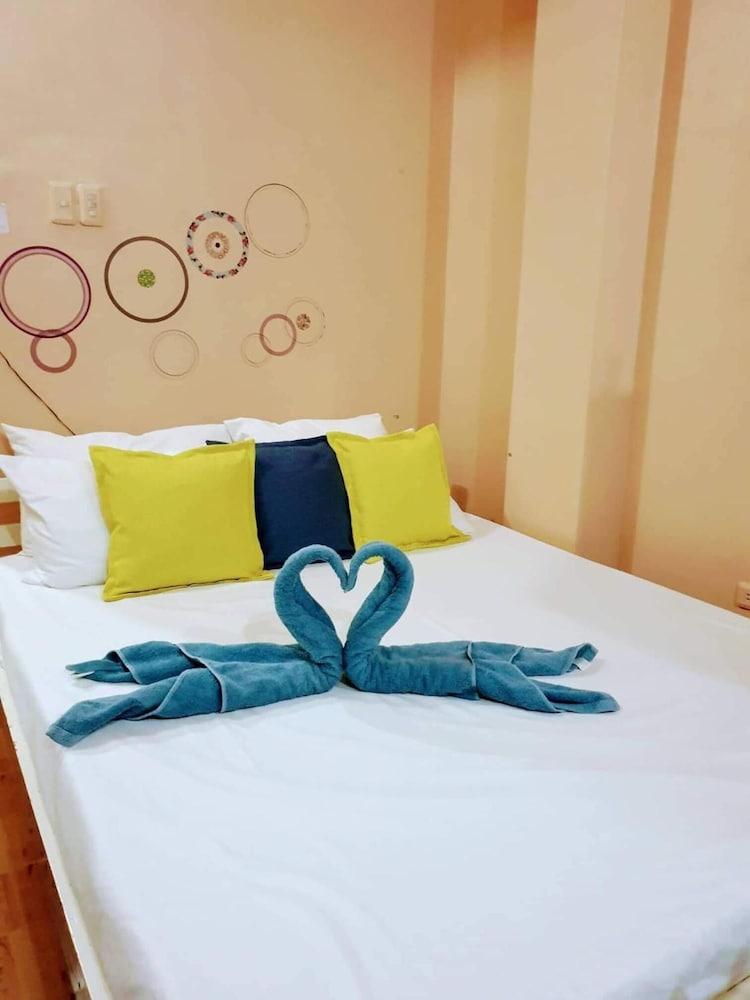 Palompon Traveler's Lodge