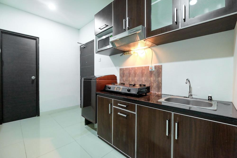 Modern 1BR Tamansari Semanggi Apartment