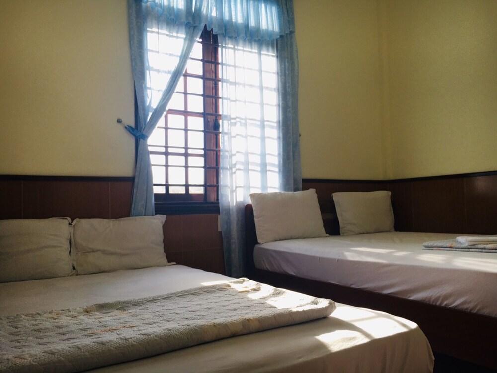 OYO 977 Minh Duc Guest House