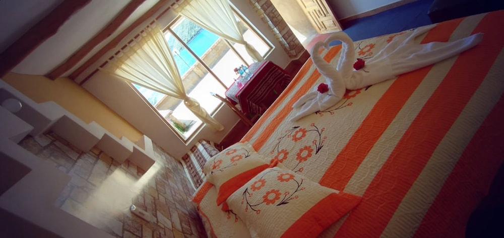 Puma Punku Eco Lodge