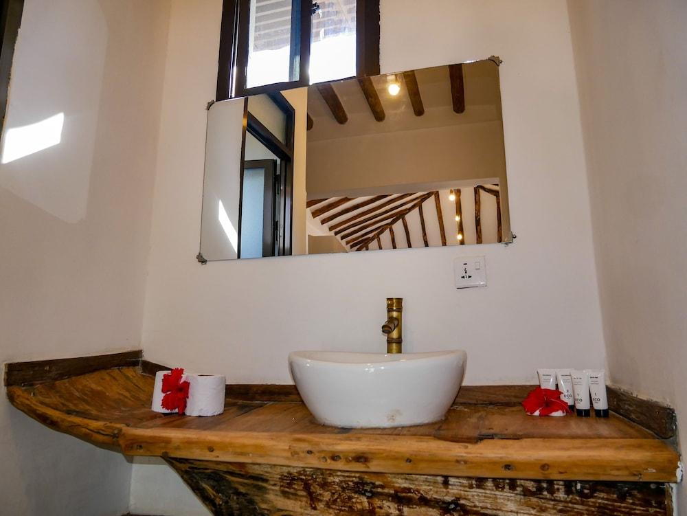 Zanzibar Beach Lodge