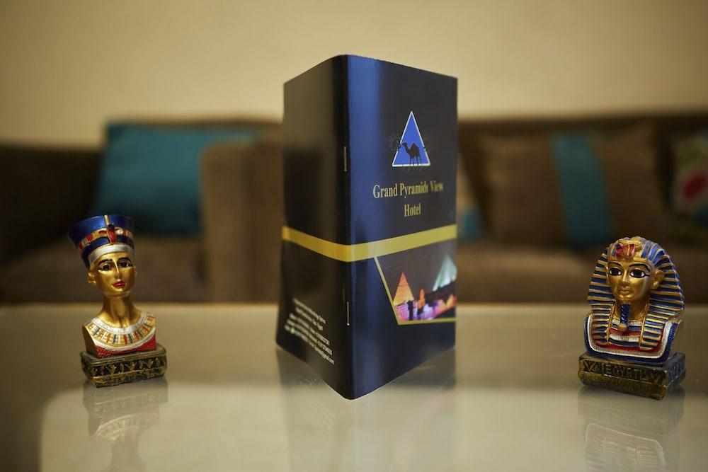 Grand Pyramids View Guesthouse