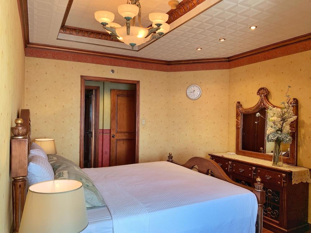 Marina Residential Suites