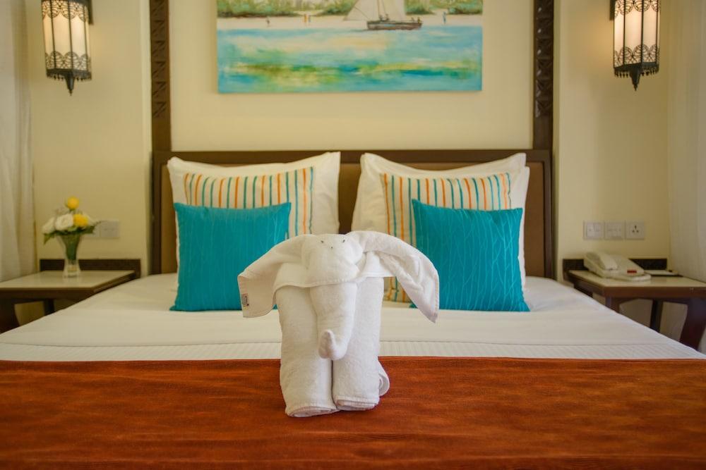 Sarova Whitesands Beach Resort & Spa