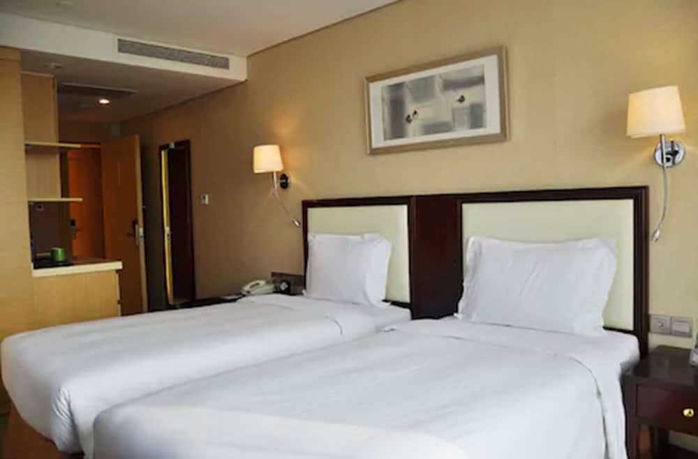 Regal Plaza Hotel & Residence