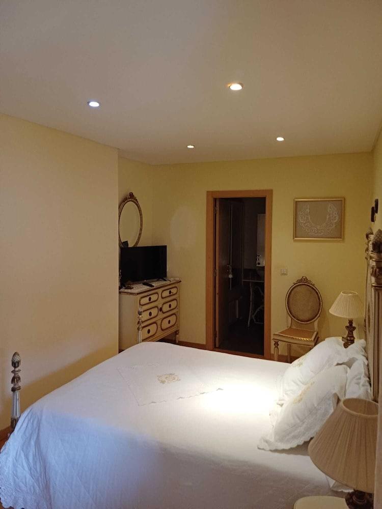 Outros Tempos Turismo De Aldeia