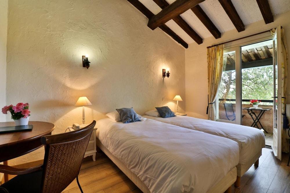 Hotel l'Estirado des Adrets