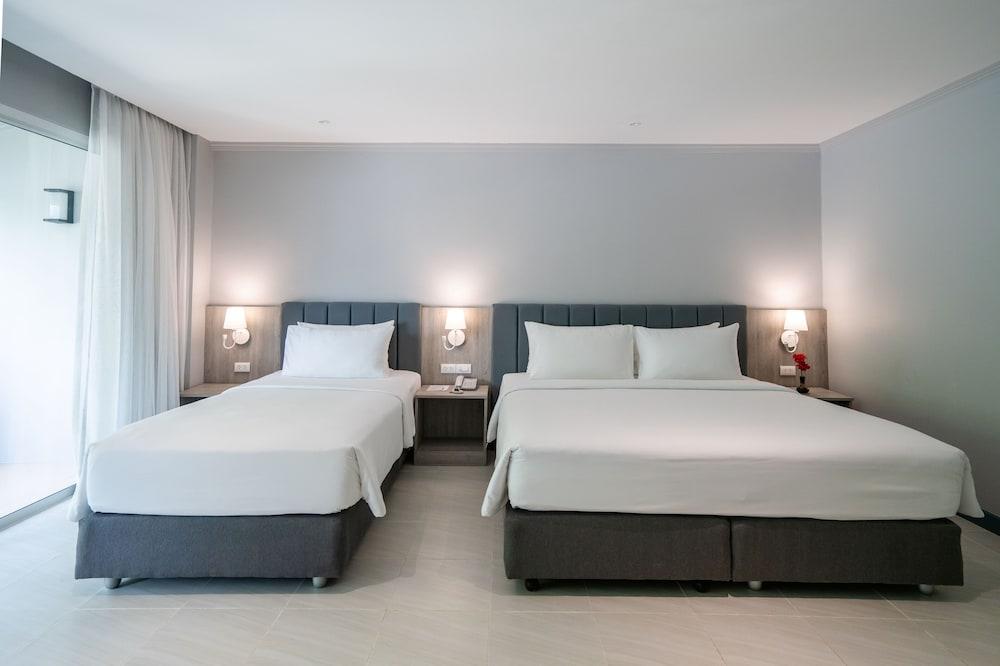 Phuket Island View Resort