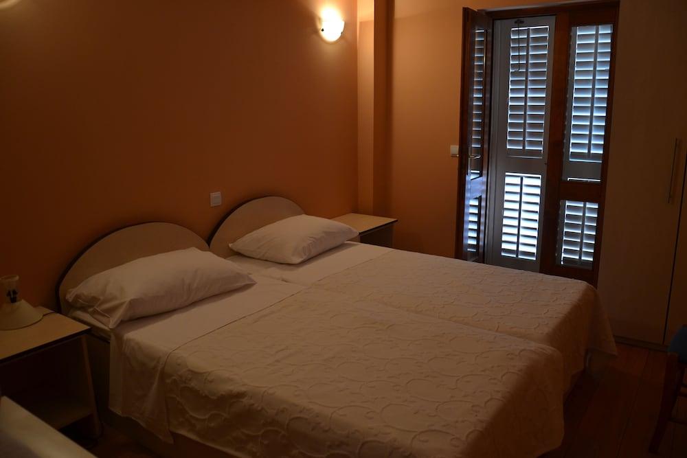 Apartments Dub Cavtat