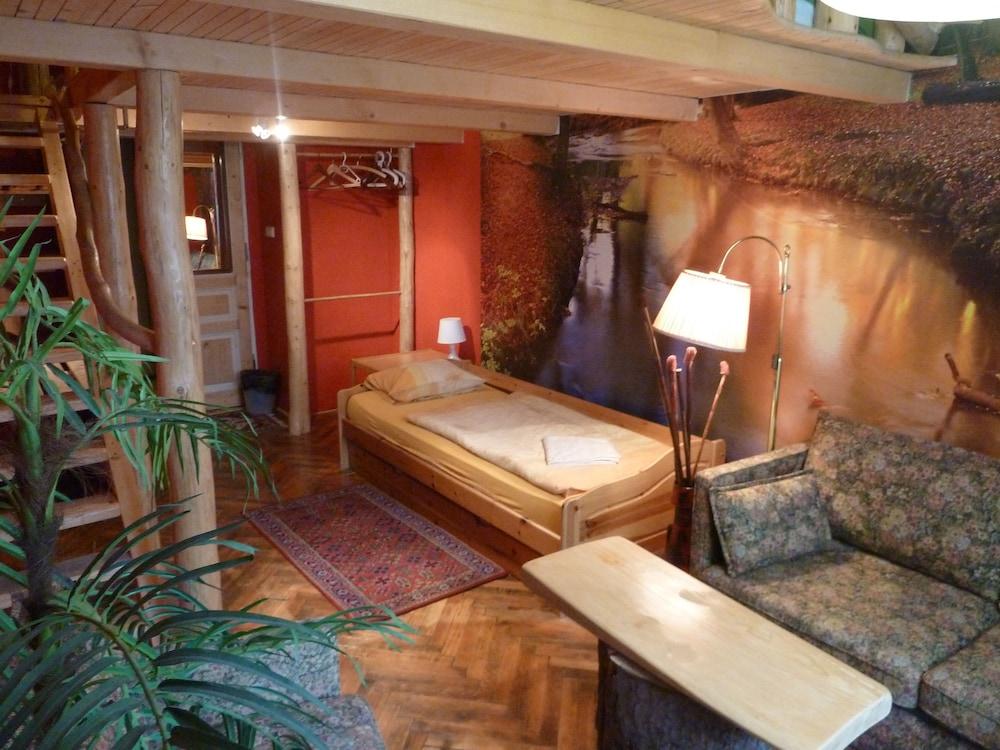 Artharmony Pension & Hostel