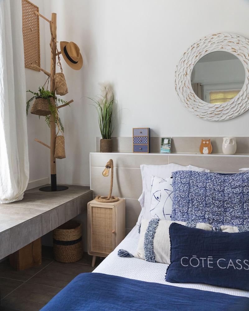 Hôtel de la Plage Mahogany