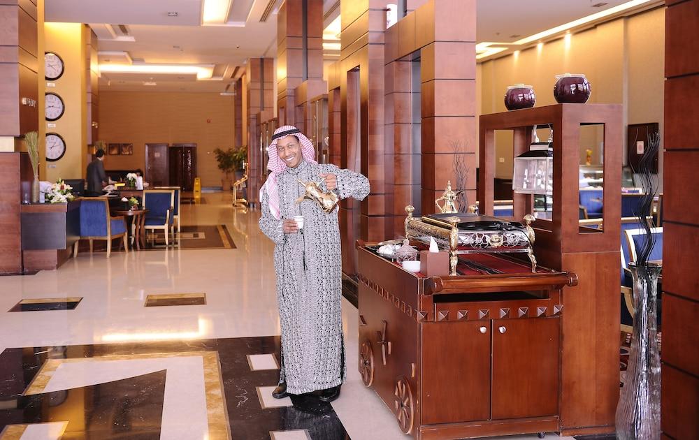 Al Hamra Palace By Warwick