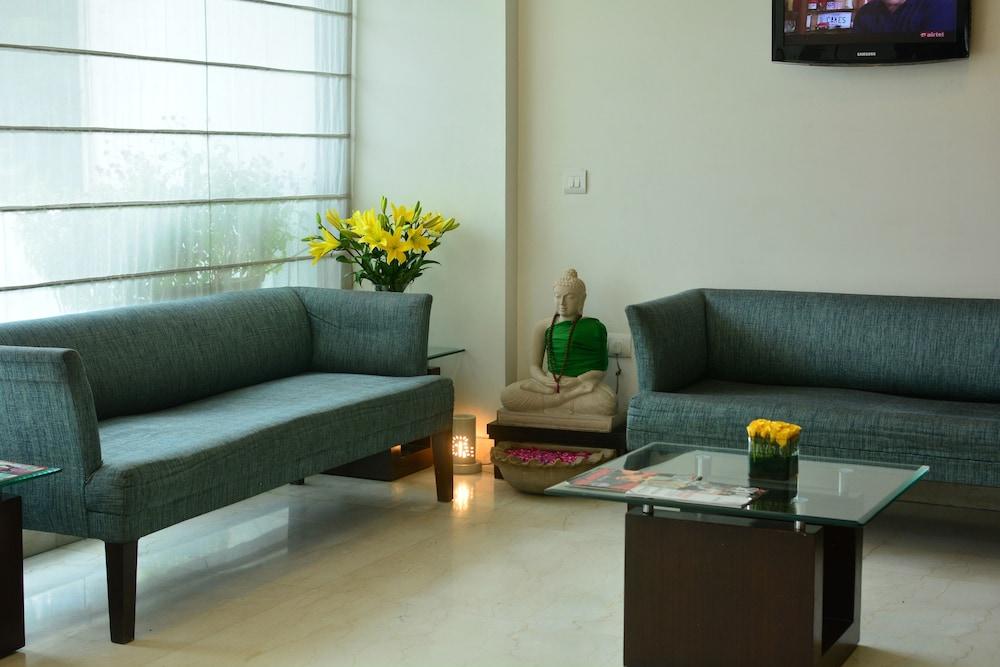 Rockland Hotel Panchsheel Enclave