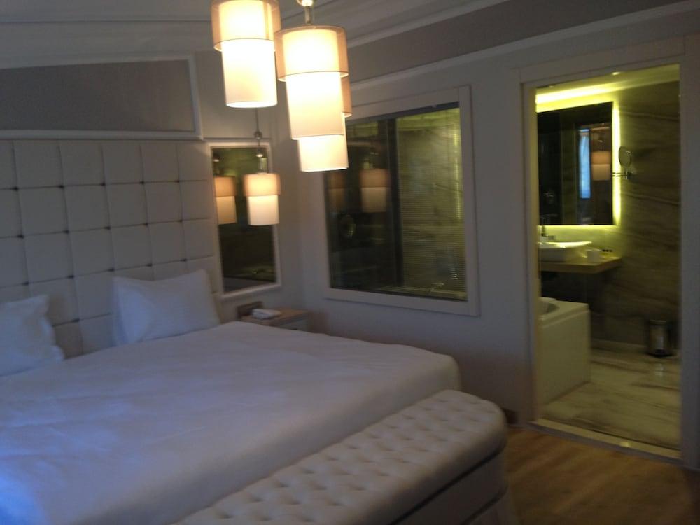 The Constantine Hotel