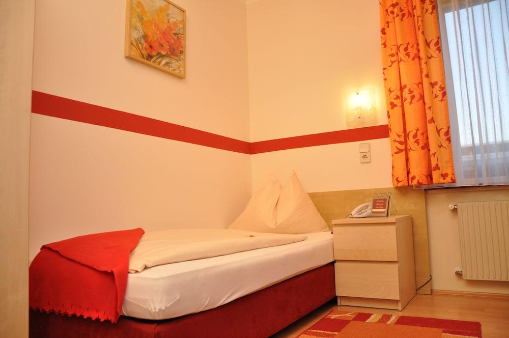 Hotel Zlami - Holzer